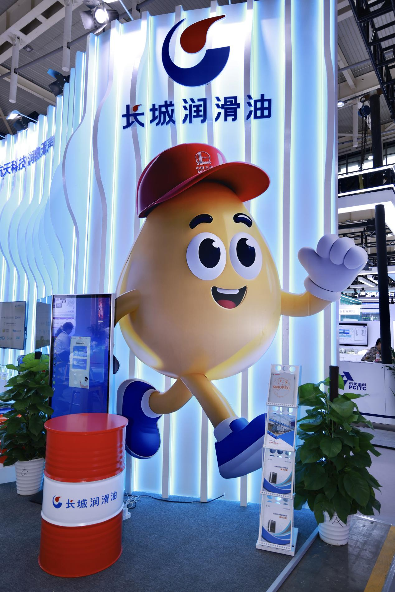 9d098172611cb9f064c1823a86bcd1c9.png